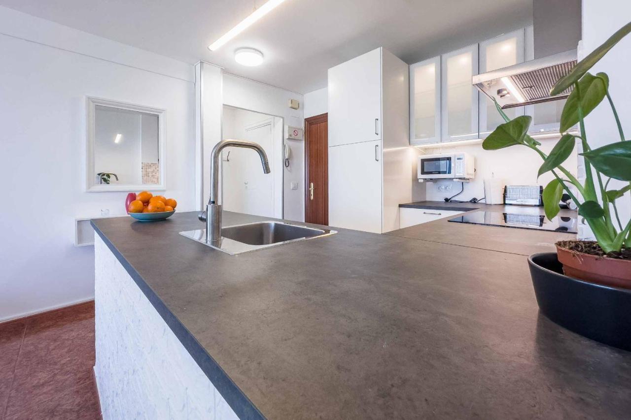 Apartamento Acogedor, Terraza, Piscina Y Mar Benalmádena Eksteriør bilde