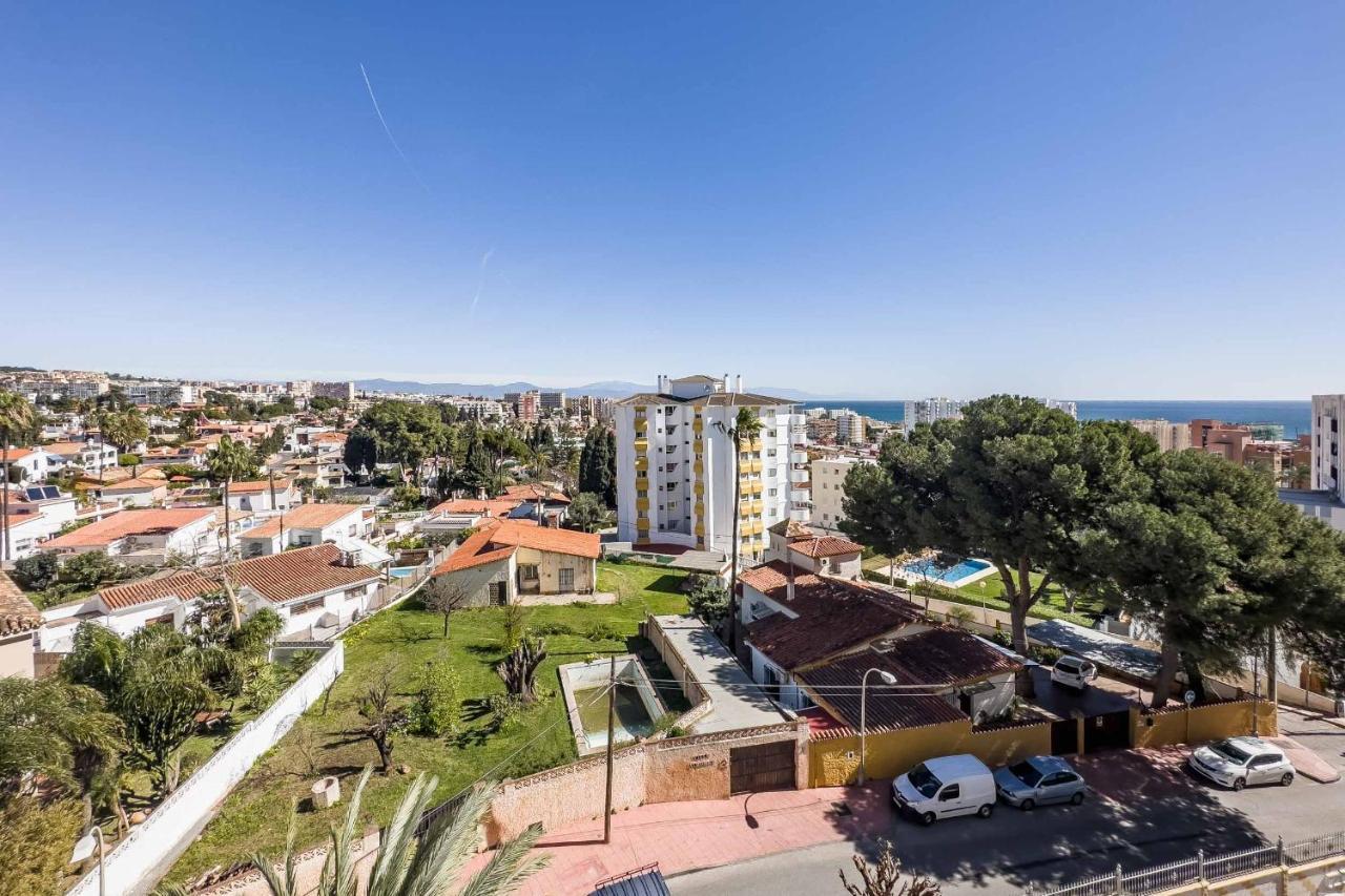 Apartamento Acogedor, Terraza, Piscina Y Mar Benalmádena Eksteriør bilde