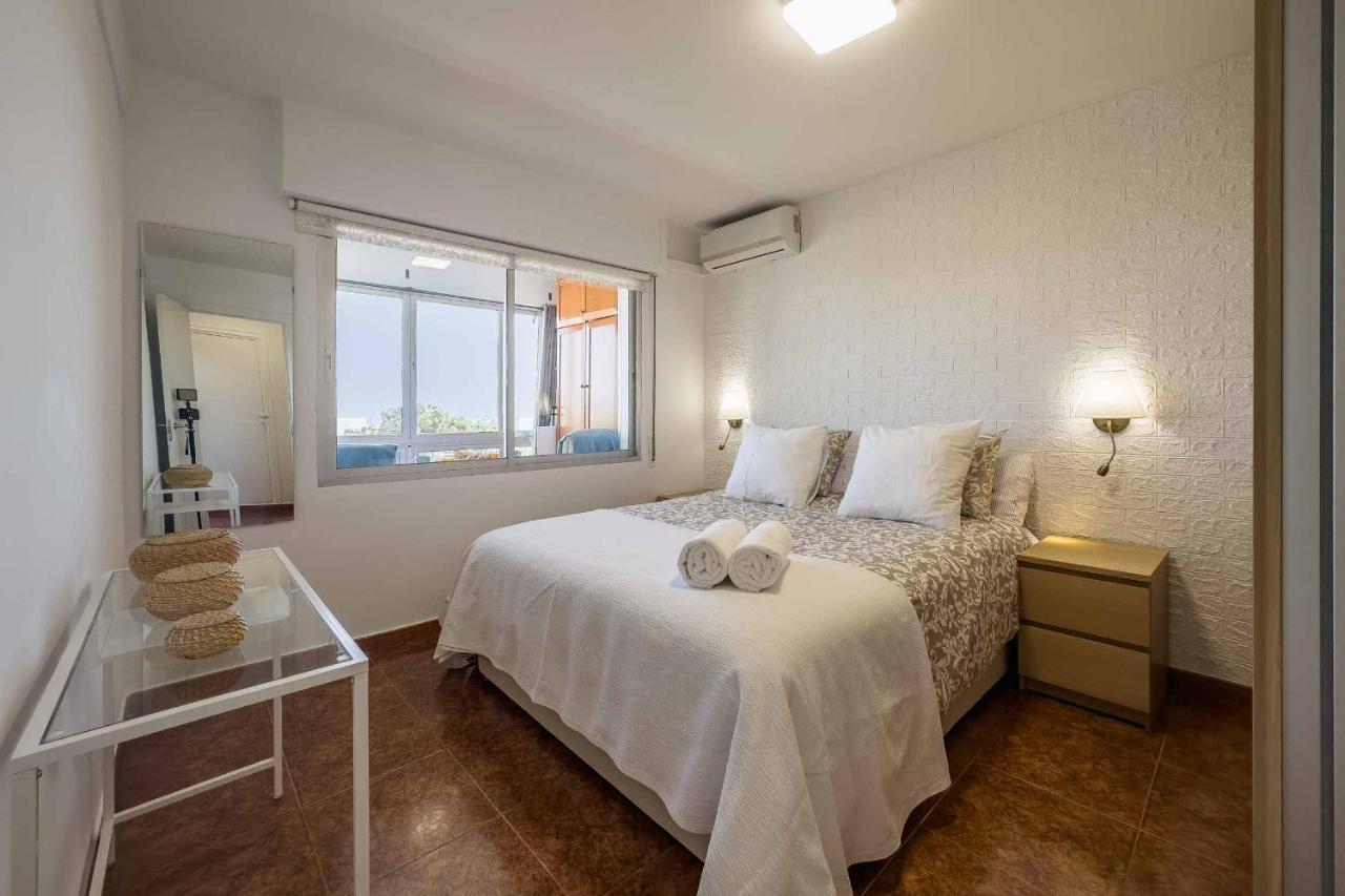 Apartamento Acogedor, Terraza, Piscina Y Mar Benalmádena Eksteriør bilde