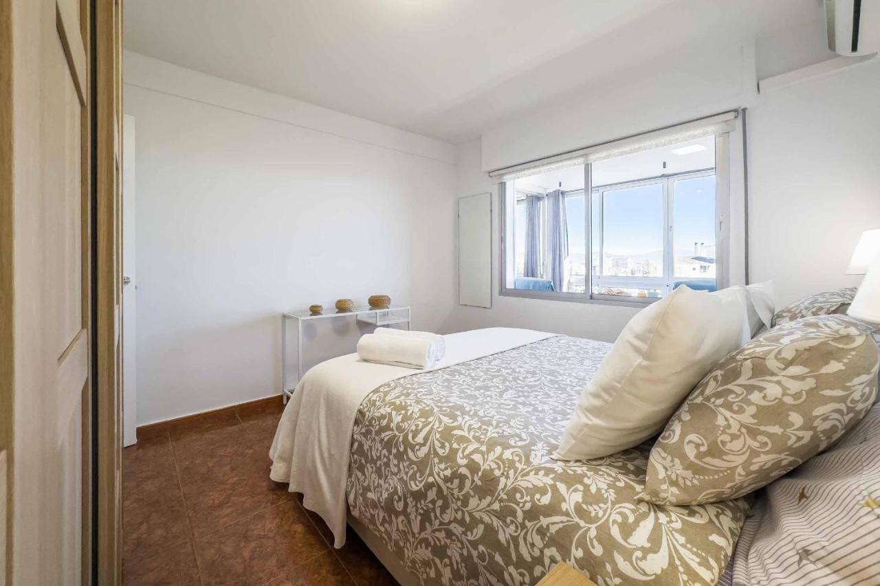 Apartamento Acogedor, Terraza, Piscina Y Mar Benalmádena Eksteriør bilde