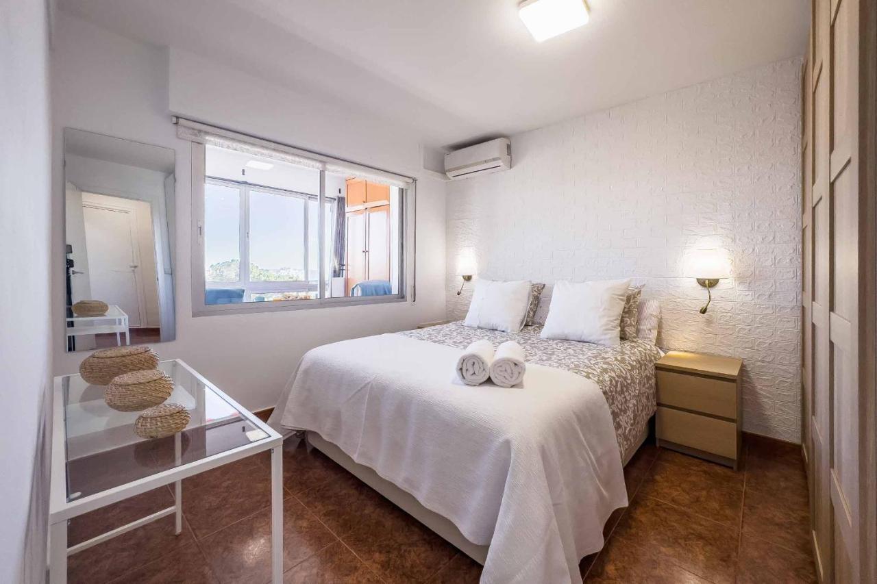 Apartamento Acogedor, Terraza, Piscina Y Mar Benalmádena Eksteriør bilde